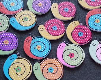 10 buttons snails wooden 2.8 x 2.5 cm, wooden buttons, fancy buttons