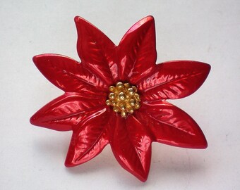 Poinsettia Hat or Tack Pin for the Christmas / Hanukkah Holidays - 5707