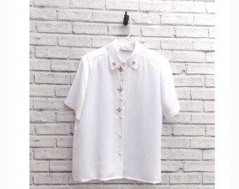 WHITE ROSE - White Scalloped Blouse | Kathy Che Blouse | Embroidered Rose Blouse | White Blouse | Short Sleeve Blouse | Silk Blouse | Size M