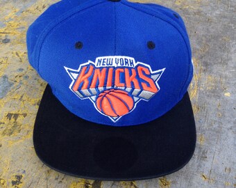 New York Knicks Snapback | Mitchell & Ness New York Knicks Hat | Knicks Basebal Cap | Mens Hats | Mens Snapbacks | NBA Snapbacks | Snapbacks