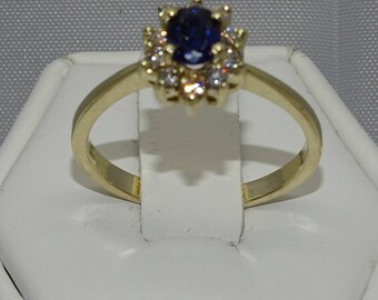 14K Sapphire Diamond Ring . Sapphire 0.50ct . Diamond 0.20ct