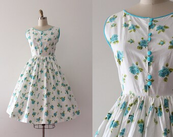 vintage 1950s floral dress // 50s floral rose print cotton day dress