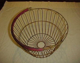 Primitive Wire Farm Basket Gathering Basket