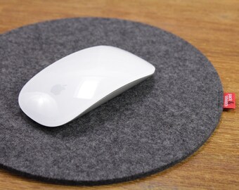 Pack & Smooch Mouse Pad Round, 100% wool felt - Special Anti-Slip backside (MP-21-DG)
