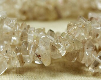32" Strand of Polished Quartz Chip Beads; LOUZELDIS2004