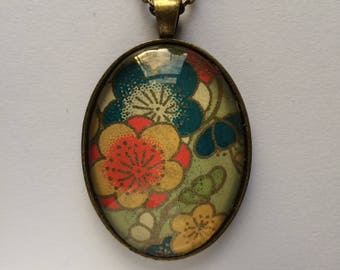 Pendant made with Japanese Chiyogami paper - Oval JP21