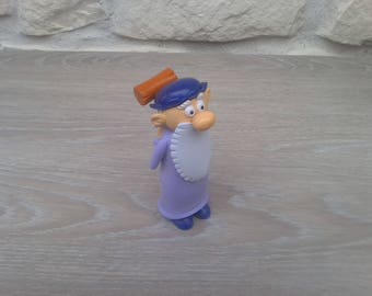 Figurine of Leonard collector