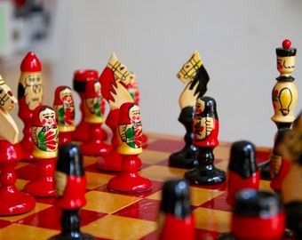 Vintage original chess set with beautiful design from Soviet Union-Krygyzstan-1970’s. Schachspiel aus der UdSSR-Made in USSR-Rare!(23)
