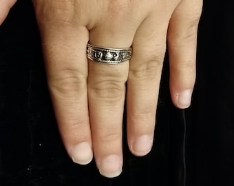 R 217 Sterling silver ring. Approximate size 9
