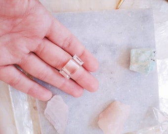 clear lucite ring | lucite jewelry | 80s ring | 80s lucite | everyday ring | minimalist jewelry | minimalist ring | 1980s | | statement ring