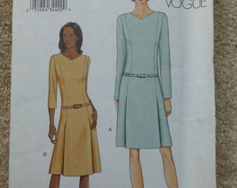 Vogue pattern 7542 Very easy Vogue Size 14-16-18