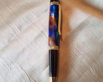 Handmade Sierra style pen