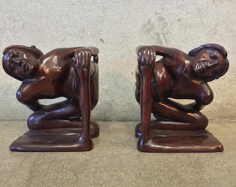 Big Footed Carved Bookends (PFKLYG)