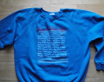 Vintage Colonial Williamsburg Sweatshirt