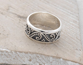 Handmade, Sterling silver 925 Oxidised Statement Ring