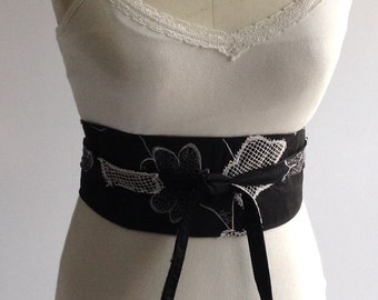 wrap belt, black and white reversible