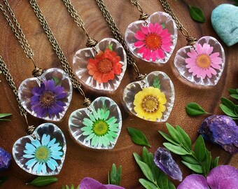 Real flower necklace, real flower, flower necklace, real flower jewelry, pendant, floral necklace