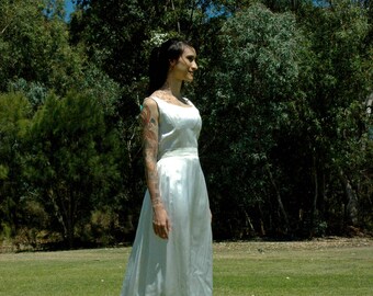 The Anne-Maire - Satin Vintage Wedding Dress