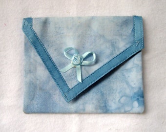 jewelry pouch, fabric jewelry pouch, jewelry accessory, travel case, handmade accessory case