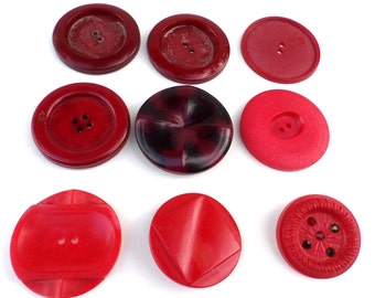 9 Big Red Vintage Buttons Unique Red Buttons for Sewing Crafts Scrapbooking Cardmaking Jewelry