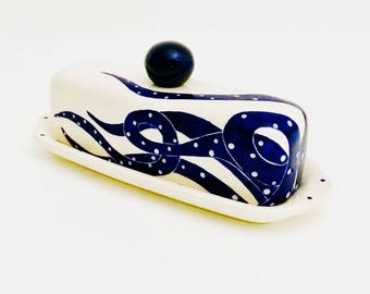 Butter Dish. Octopus Knobbed Butter Dish. Tentacles. Sea. Handmade by Sara Hunter