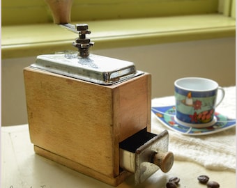 Vintage Wooden Coffee Grinder