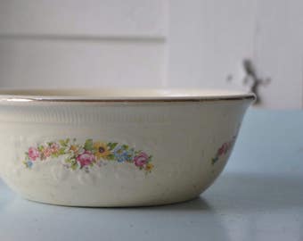 Cottage Rose ~ Vintage HOMER LAUGHLIN Oven Serve BOWL