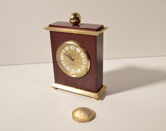 Articles uniques correspondant à horloge suisse vintage