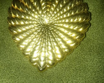 Basket Weave Heart Shaped Brooch