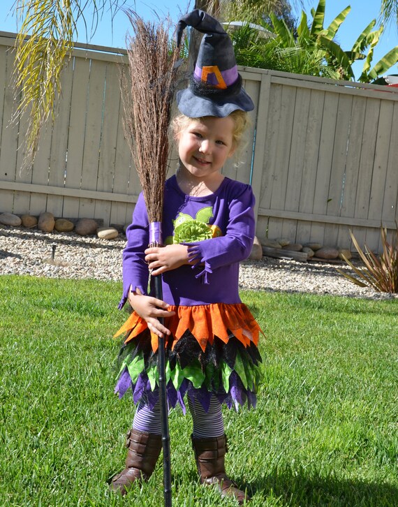 Girls Halloween t  shirt  dress  pattern  witch hat ruffle 