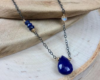 Minimalist Boho Necklace - Dainty Lapis Lazuli and Moonstone Necklace