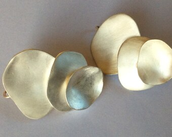 Sterling silver earrings . Hand hammered silver earrings