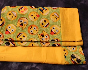 2 PC GRADE B yellow / green EMOJI pillowcase set - minor seem flaw