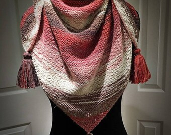 TRIANGLE SCARF / SHAWL