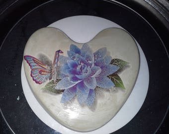 heart shaped cement garden stone