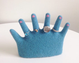 Ring holder SIX FINGERS HAND )