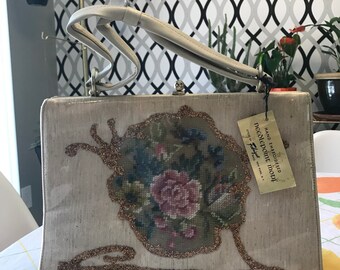 Vintage embroidered needlepoint motif handbag by Fabrigul
