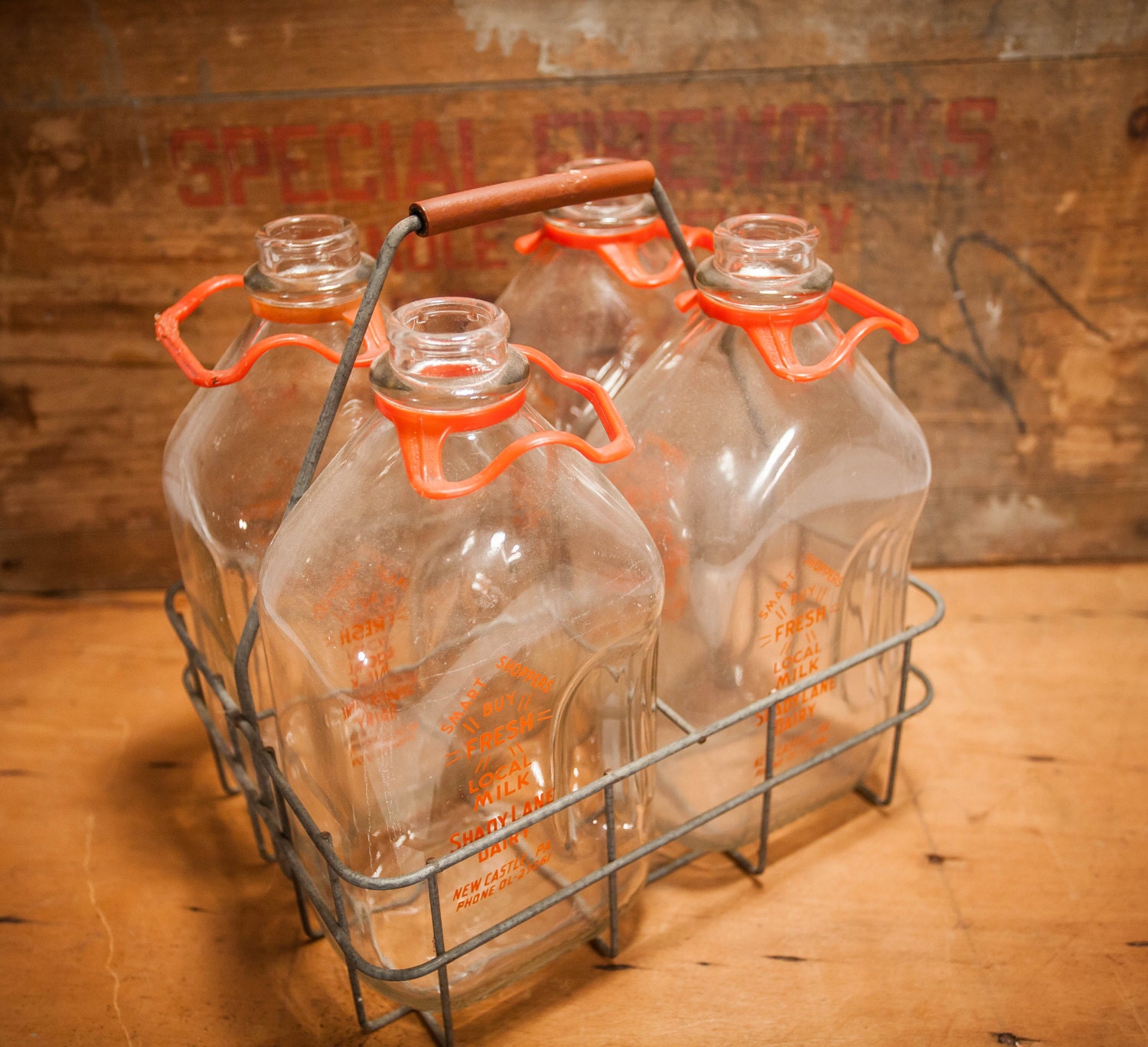 Vintage Metal Wire Milk Bottle Carrier Holder with Half Gallon Milk