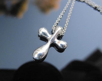Elsa Peretti Tiffany Co Sterling Silver Cross Pendant Necklace