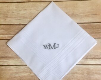 Monogrammed handkerchief; Personalized pocketsquare; Groomsmen gift; Handkerchief with Initials; Machine embroidered cotton handkerchief