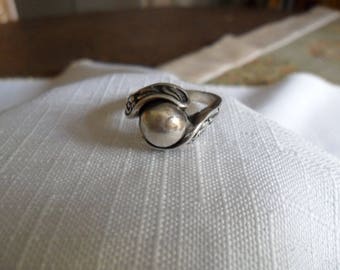 Antique Steling Silver Ball Ring Size 6.5