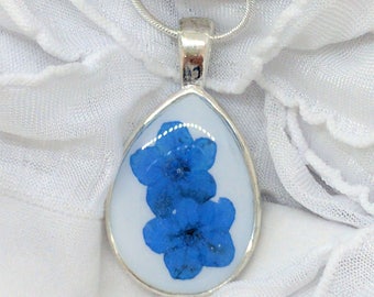 Real Forget me Not Necklace - Real Pressed Flower In Resin - Pressed Flower Jewelry - Flower resin Necklace - Real Flower Jewelry - Teardrop