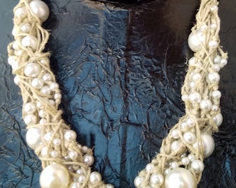 String and pearls Necklace