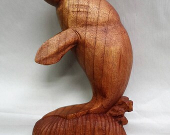Manate wood carving (#mntv9.5)
