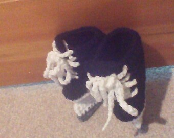 hockey skate baby booties- newborn- infant- photo prop- baby shower gift