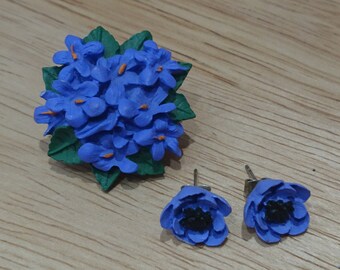 Vintage purple violets brooch and earrings