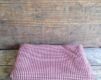 Vintage Burgundy Check Homespun Fabric. 1980's Vintage Fabric. Vintage Sewing. Vintage Cotton Fabric. Quilting Fabric. Doll Making Fabric.