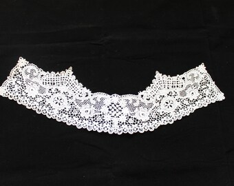 Antique 19th century white lace collar, dress collar, vintage lace collar, small lace collar, Victorian lace collar, white collar