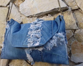 Jean chain removable pouch