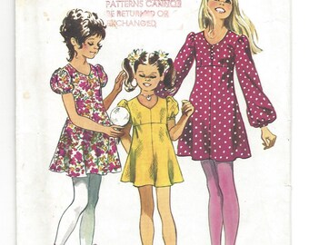 Vintage 1971 Pattern. Simplicity 9848 Girls Empire waist dress with long or short sleeves, retro, 70's fashion, Size 10, 28-1/2" chest